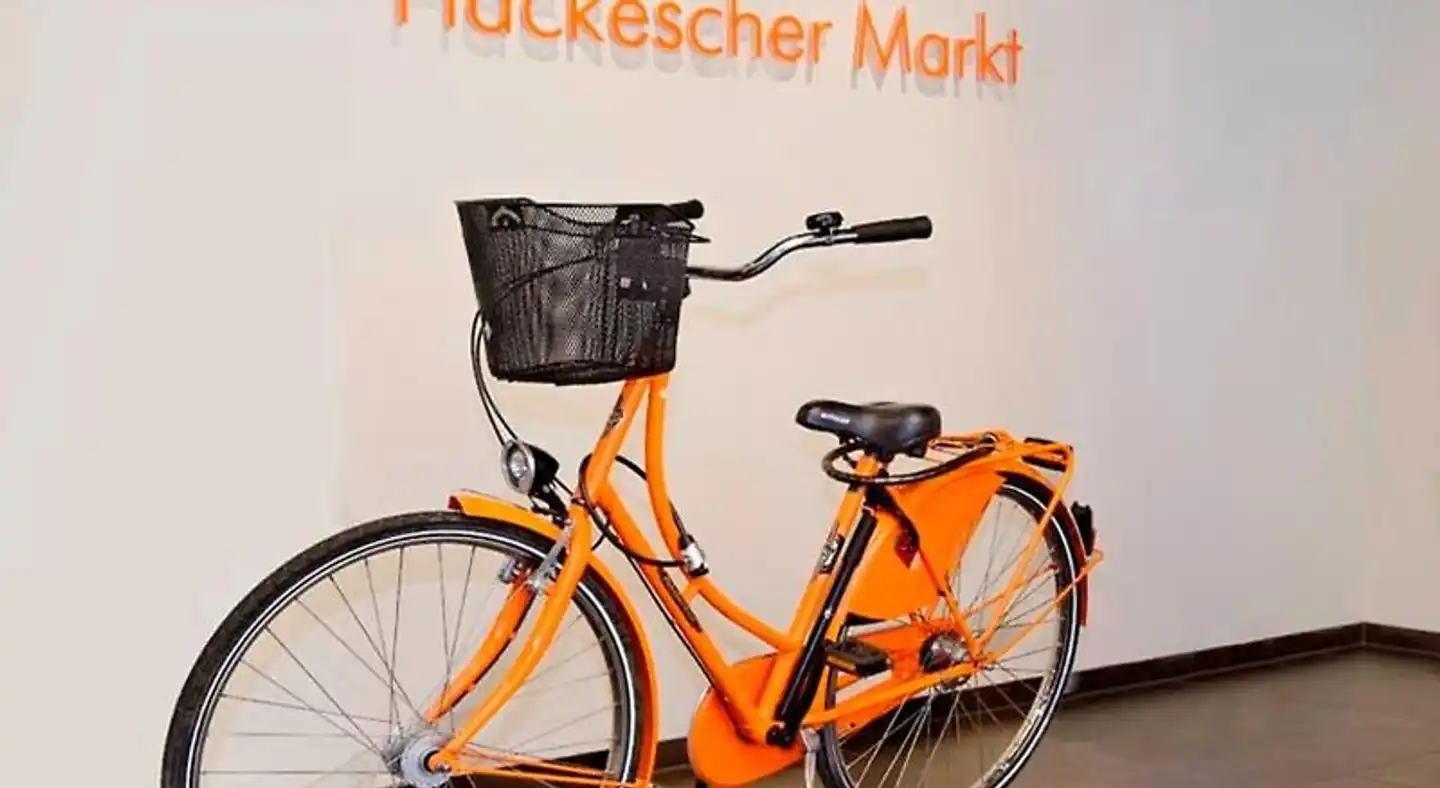 easyHotel Berlin - Hackescher Markt Sport und Entertainment