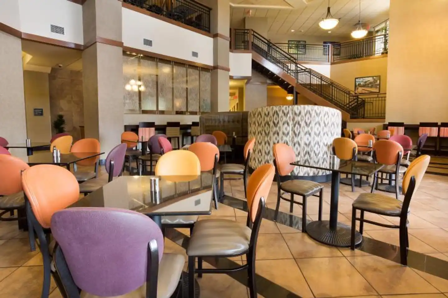 Drury Inn & Suites Flagstaff Bar