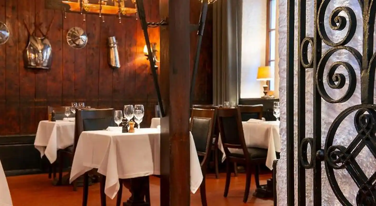 Les Armures Restaurant