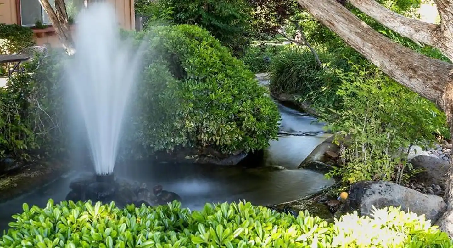 Sky Ranch Lodge Garten