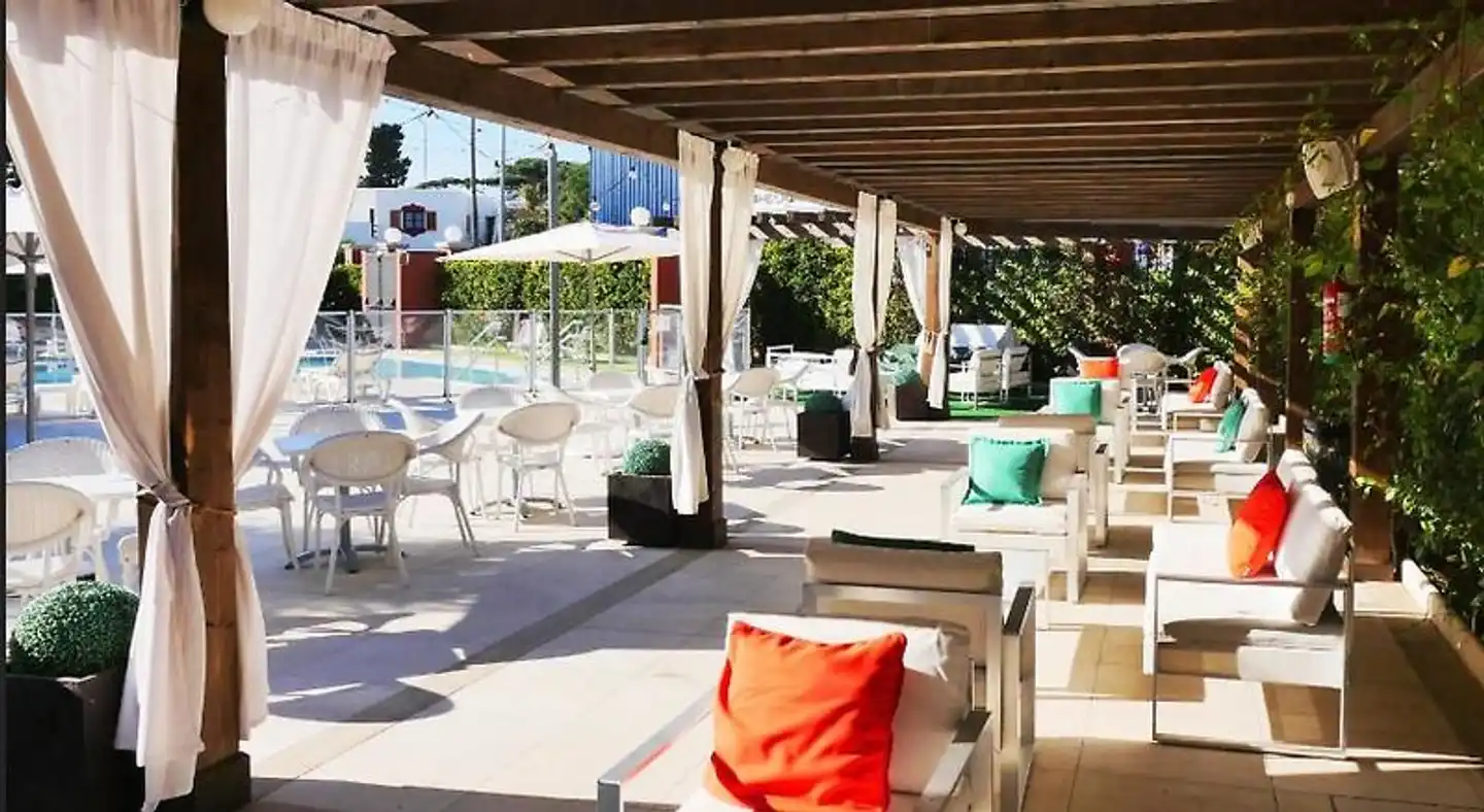 Alboran Algeciras Terrasse