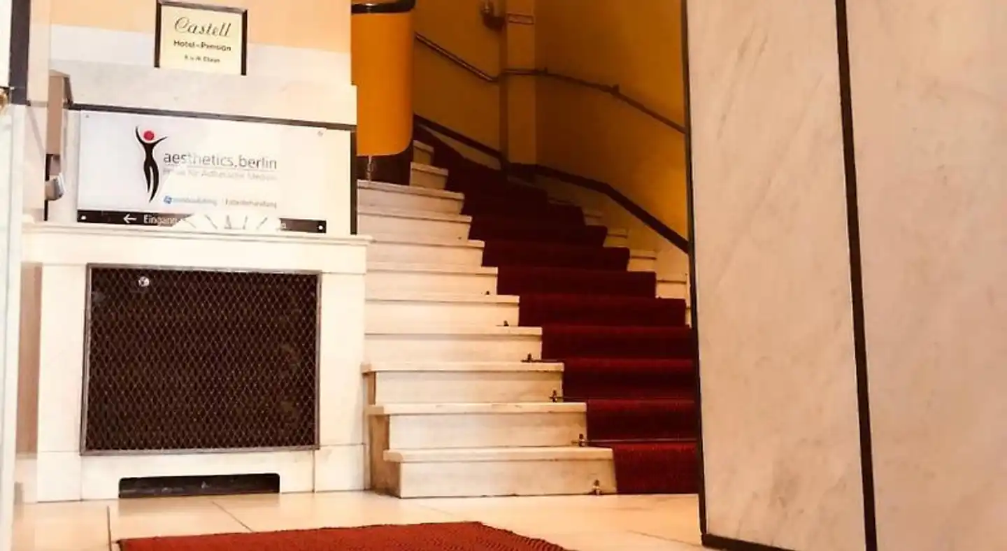 Castell Lobby