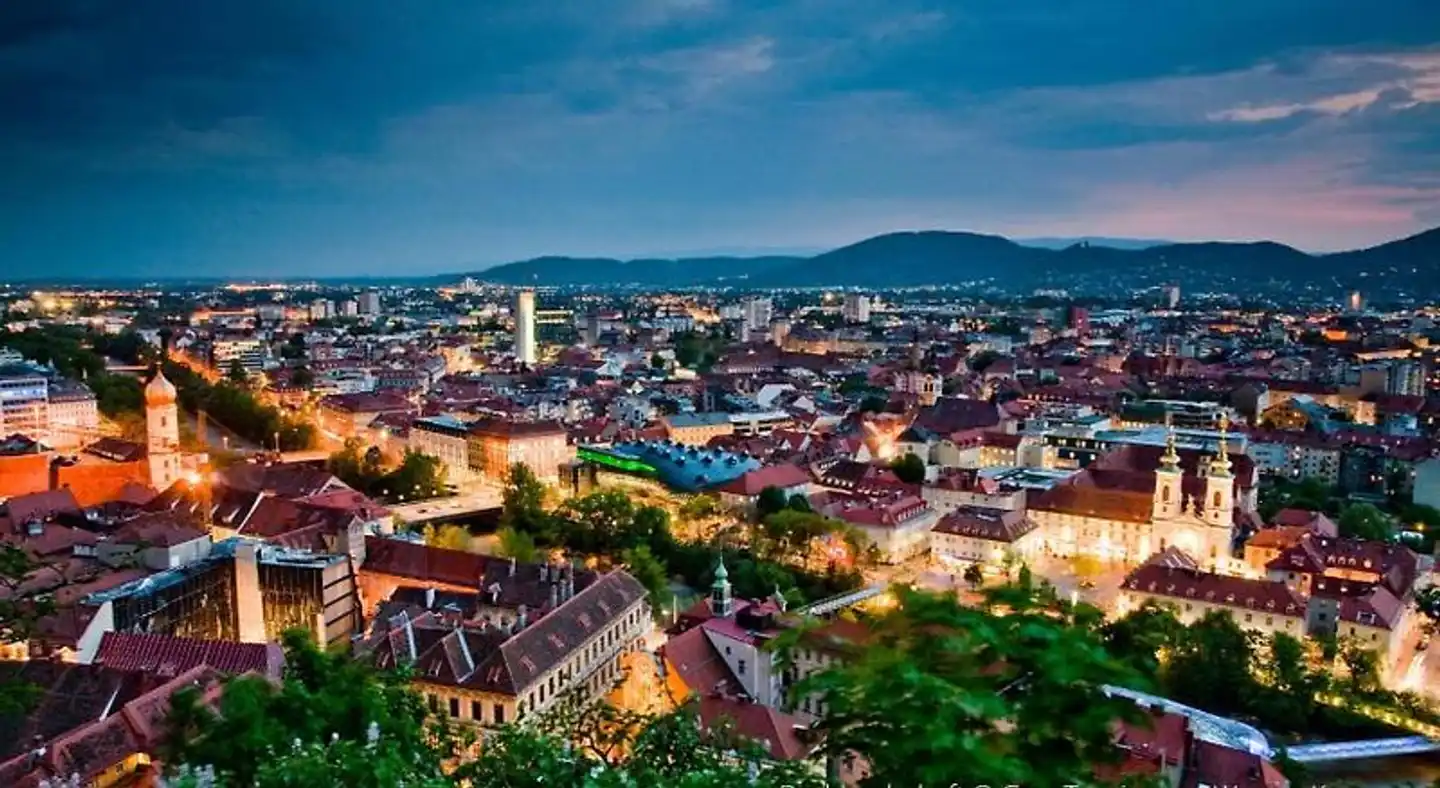I AM HOTEL Graz-Seiersberg Landschaft