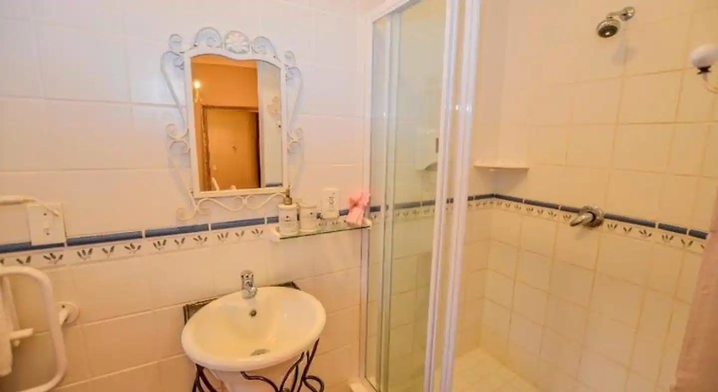 Lavender House Badezimmer