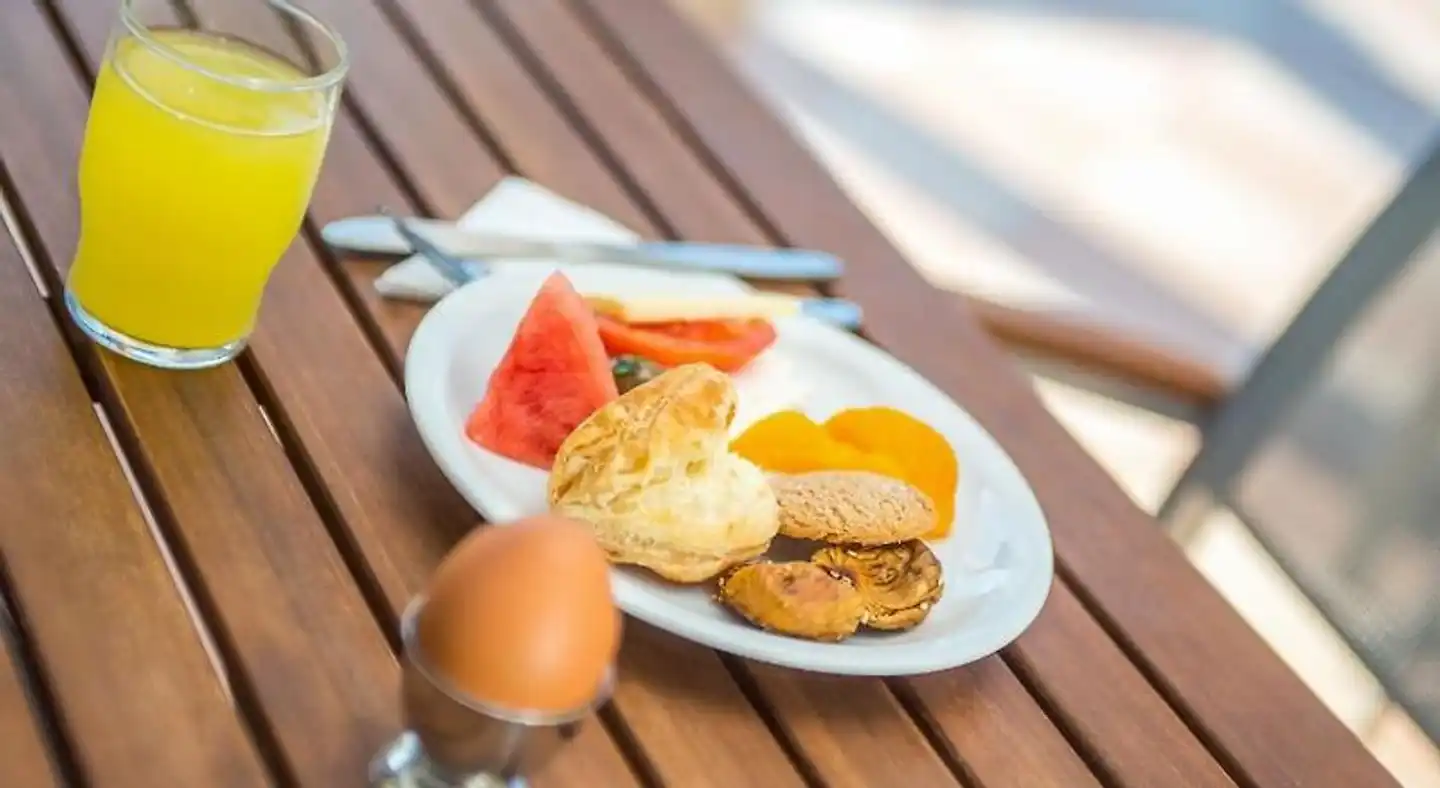Irinna Hotel-Apartments Restaurant