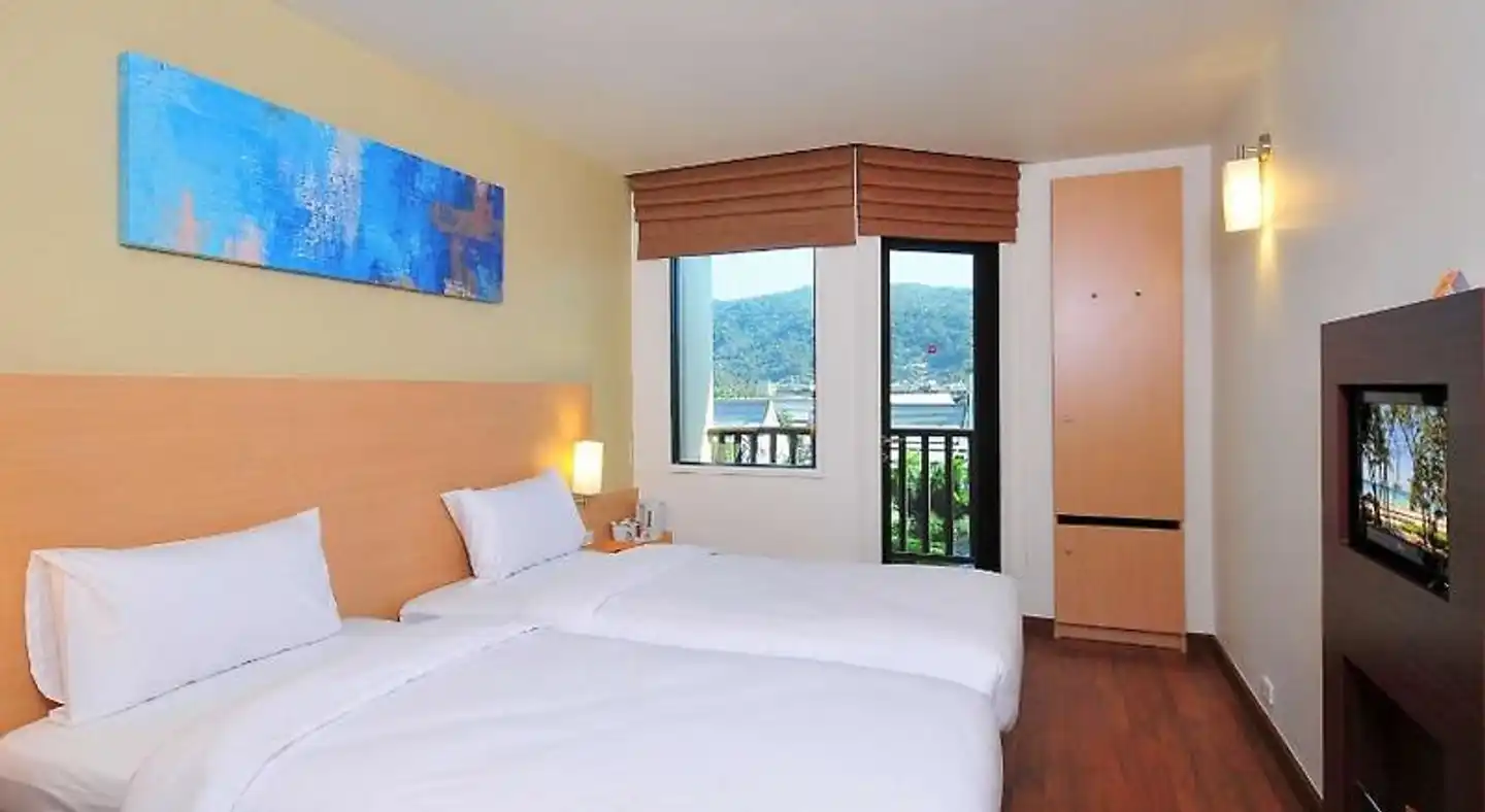 ibis Phuket Kata Wohnbeispiel
