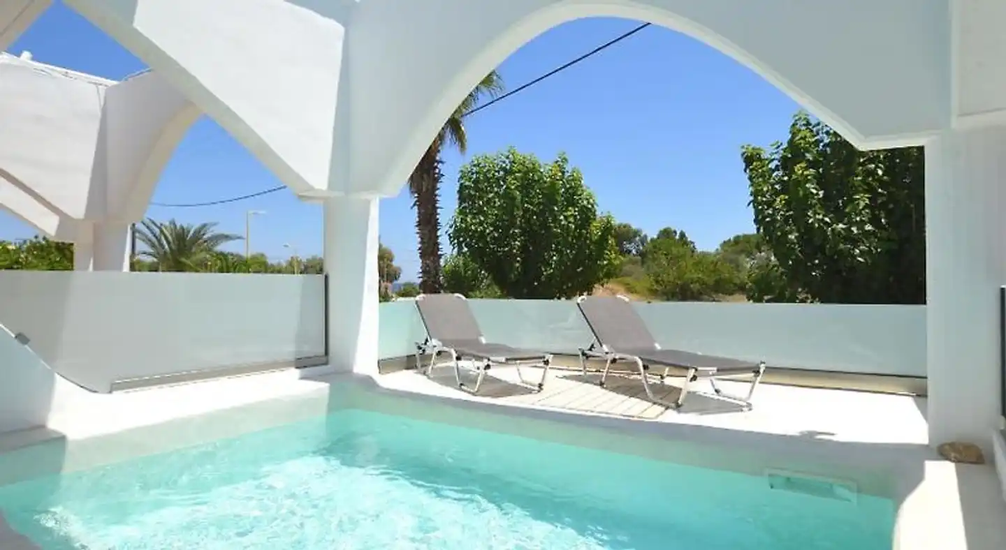 Kathara Bay Apartments Pool