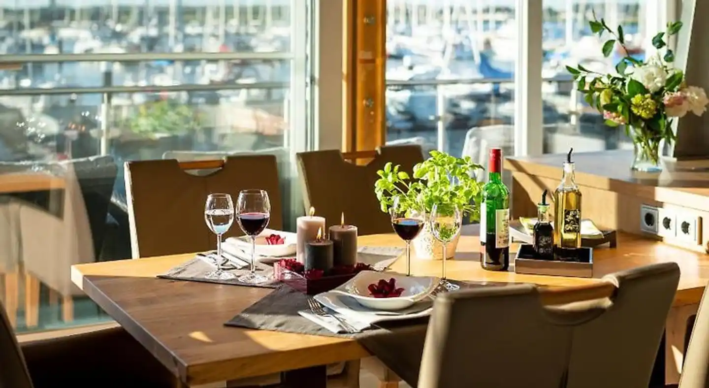 Schwimmende Hauser im BALTIC SEA RESORT Restaurant