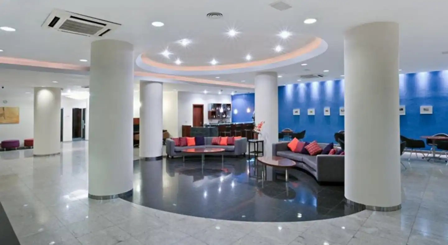 Regency Park Hotel Lobby