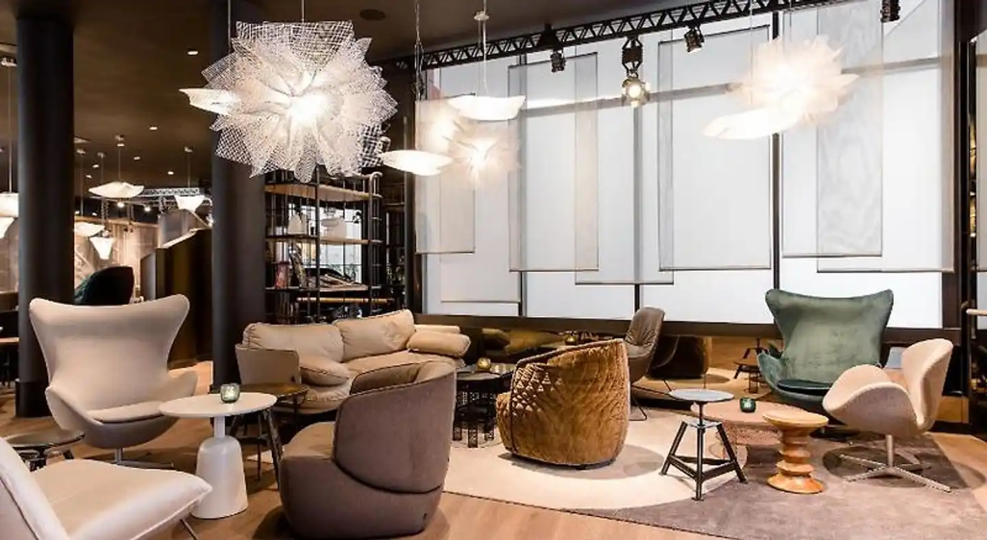 Motel One Stuttgart - Mitte Lobby