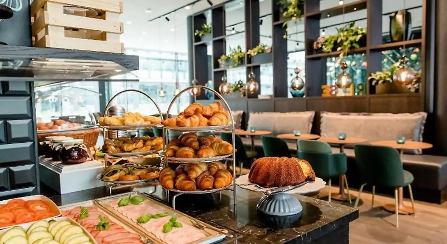 Motel One Stuttgart-Hauptbahnhof Lobby