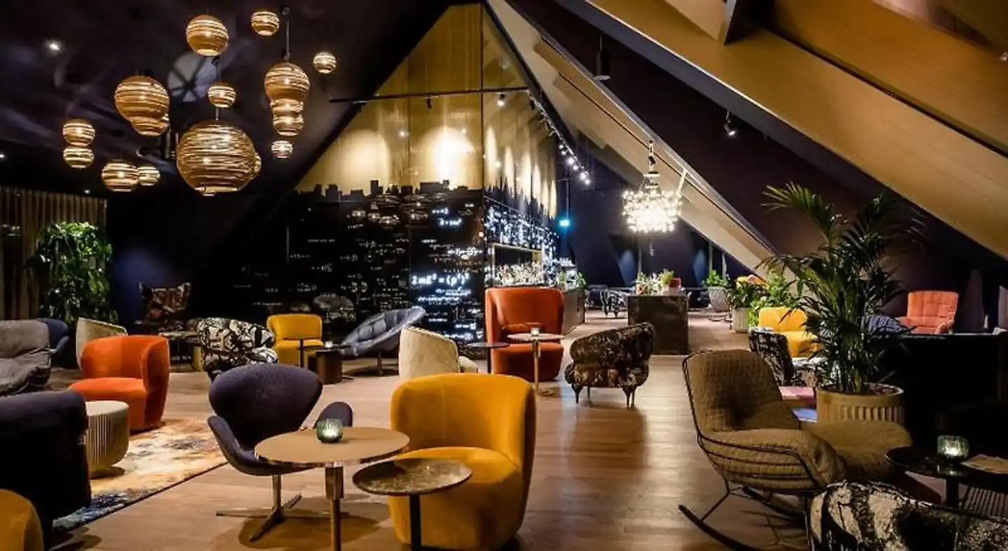 Motel One Ulm Bar