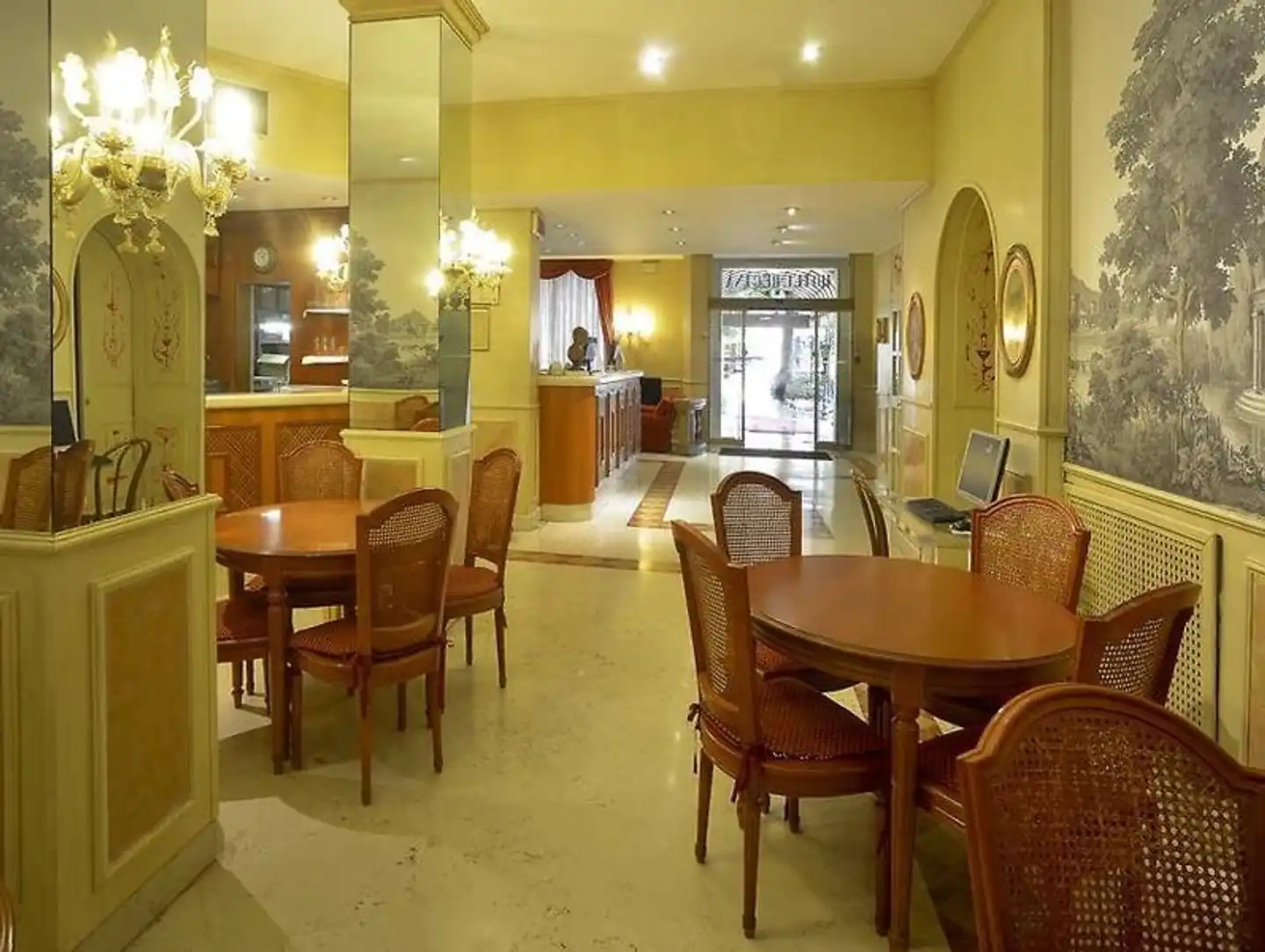 Zanhotel Tre Vecchi Lobby