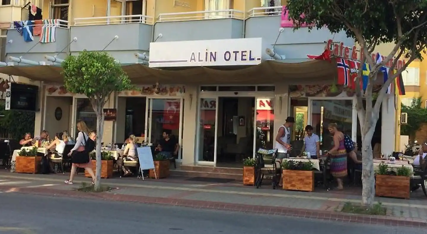Alin Hotel Aussenansicht