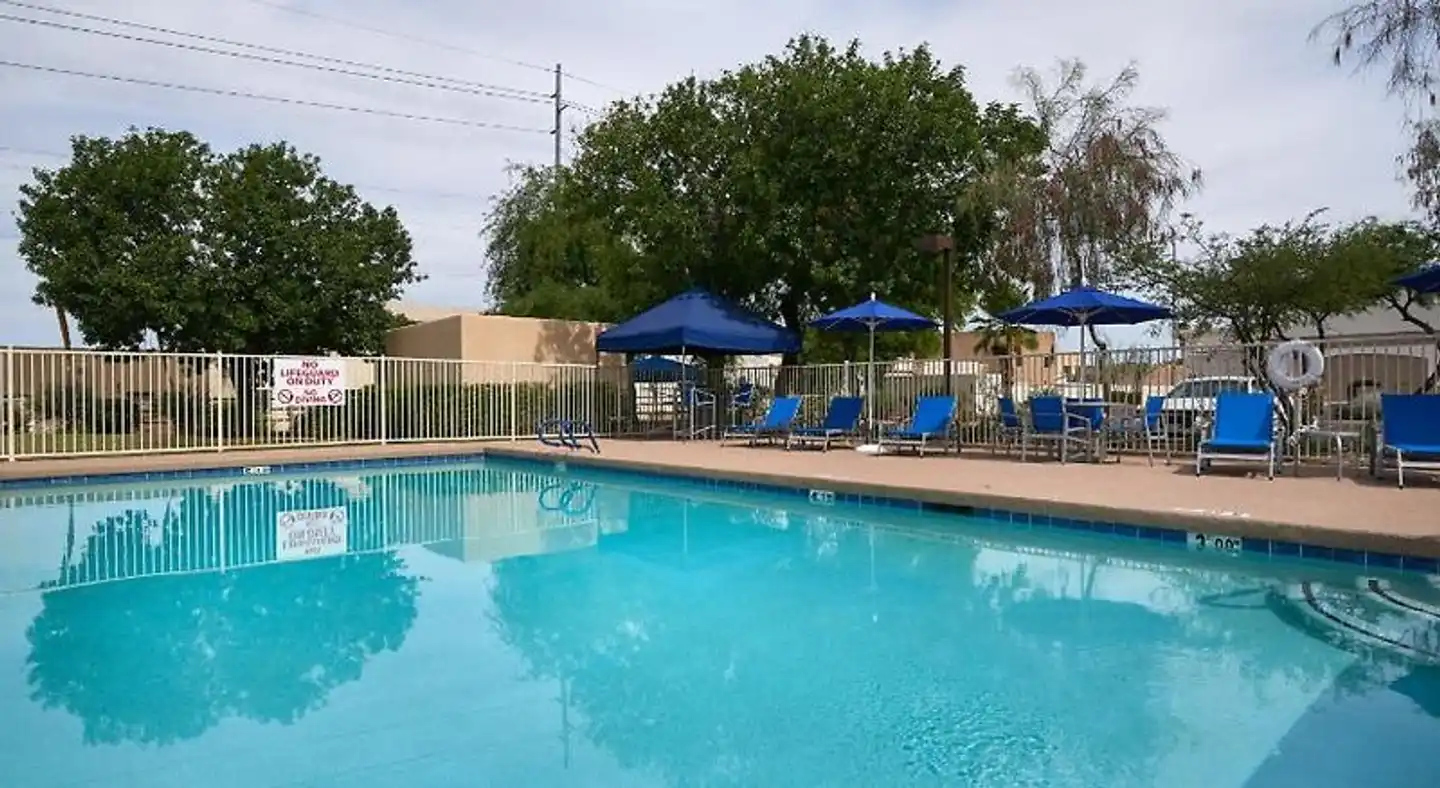 Holiday Inn Express Scottsdale North Pool