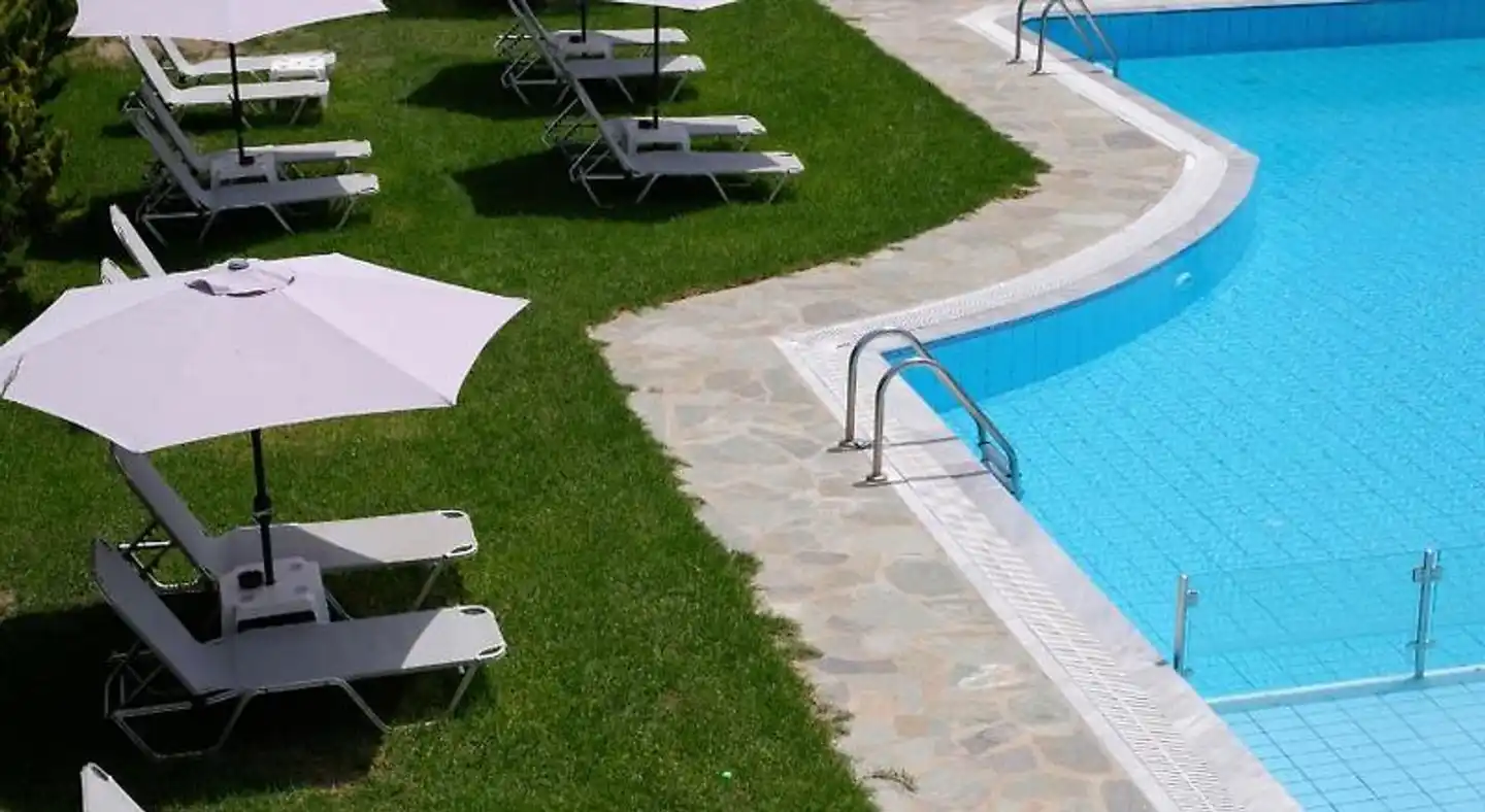 Katsaros Studios & Apartments Pool