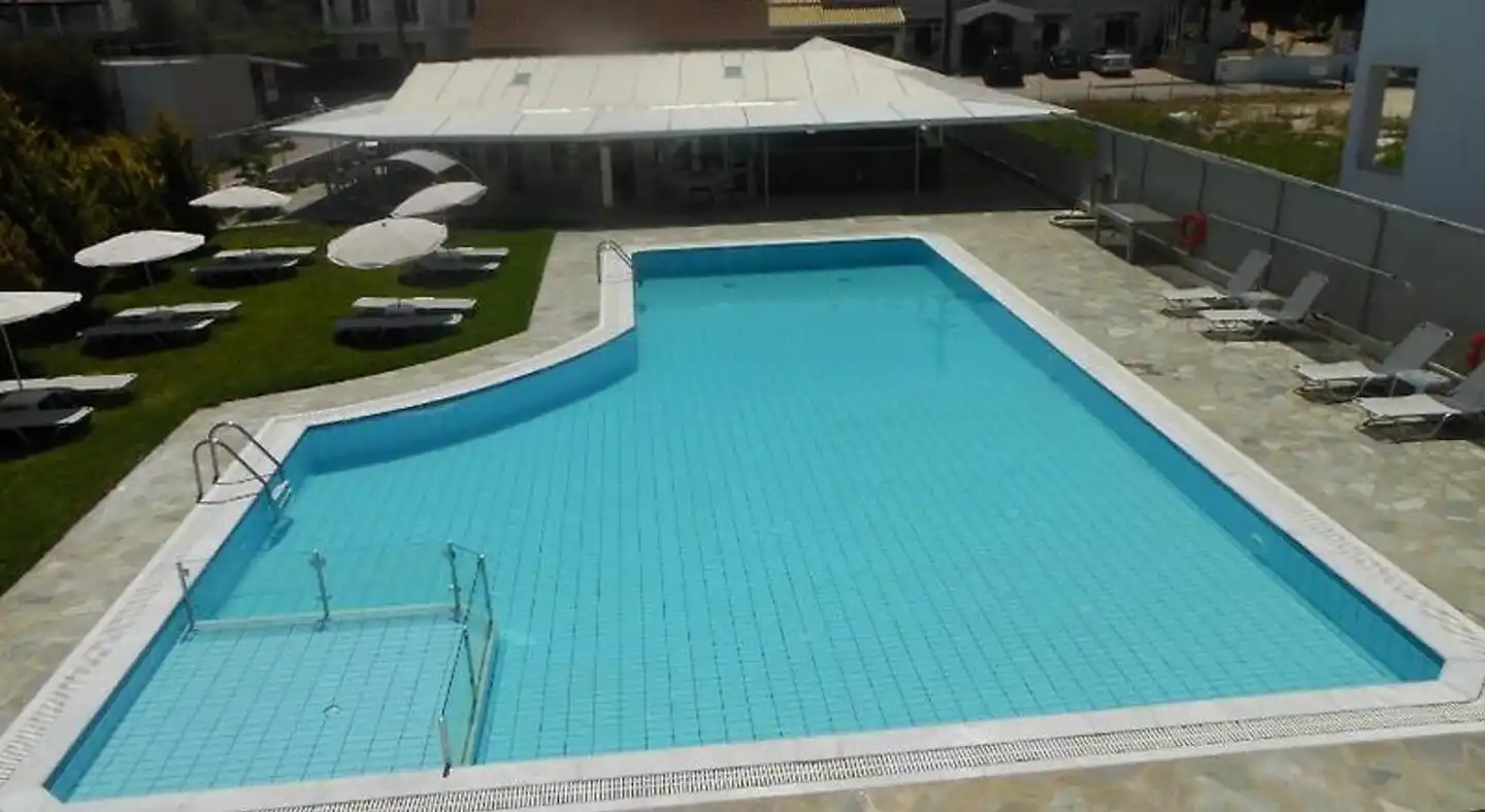Katsaros Studios & Apartments Pool