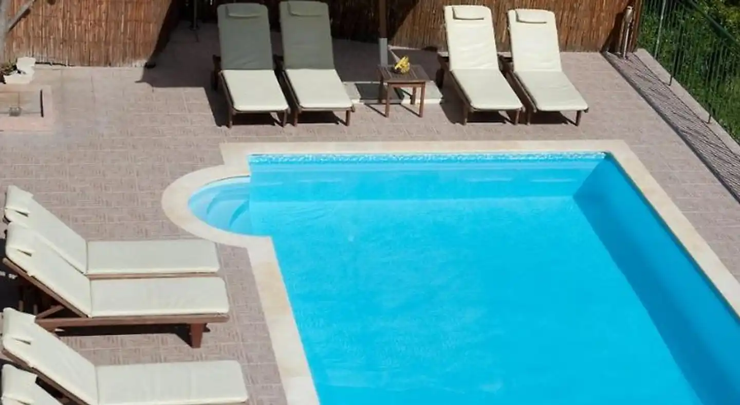 Akis Apartments Pool