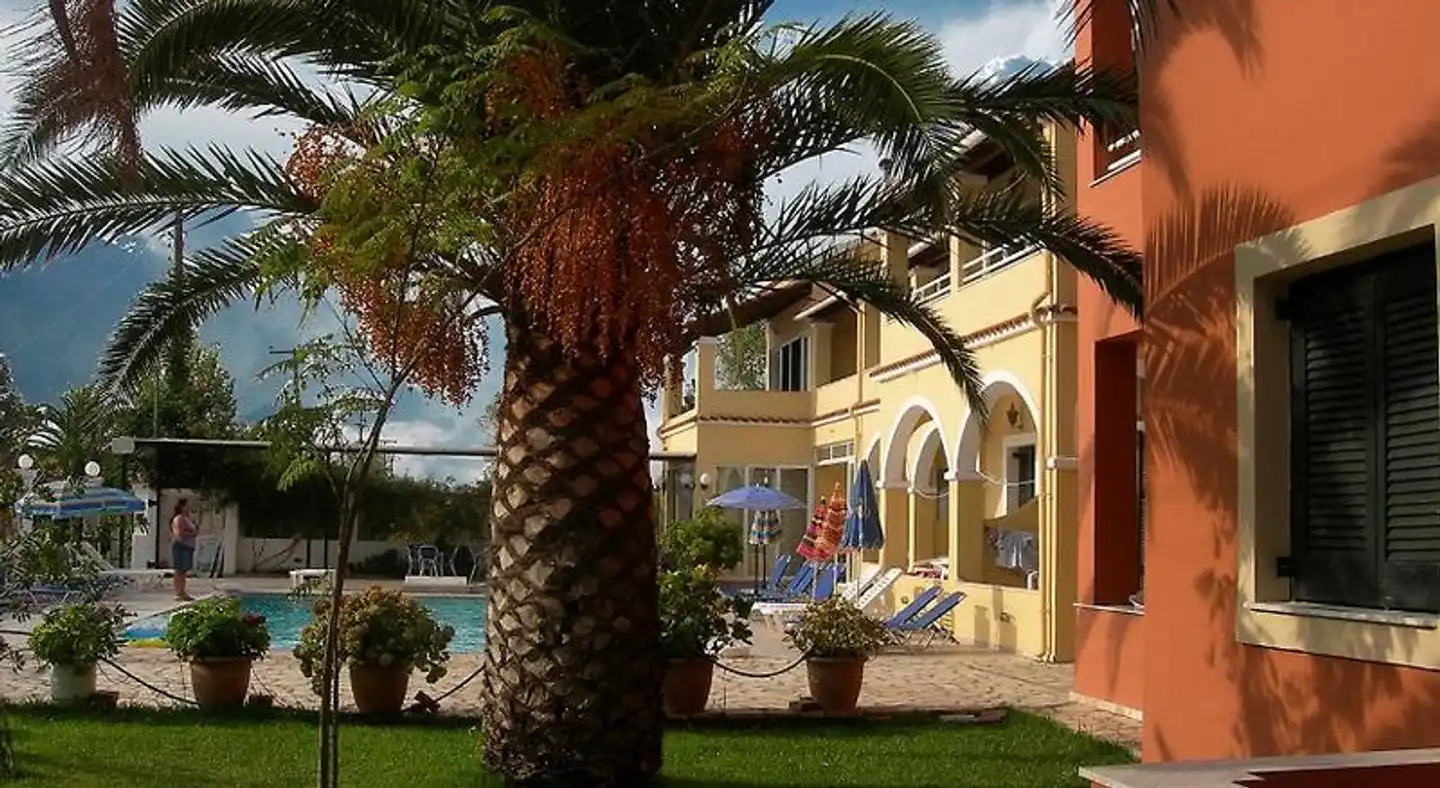 Katerina Apartments Aussenansicht