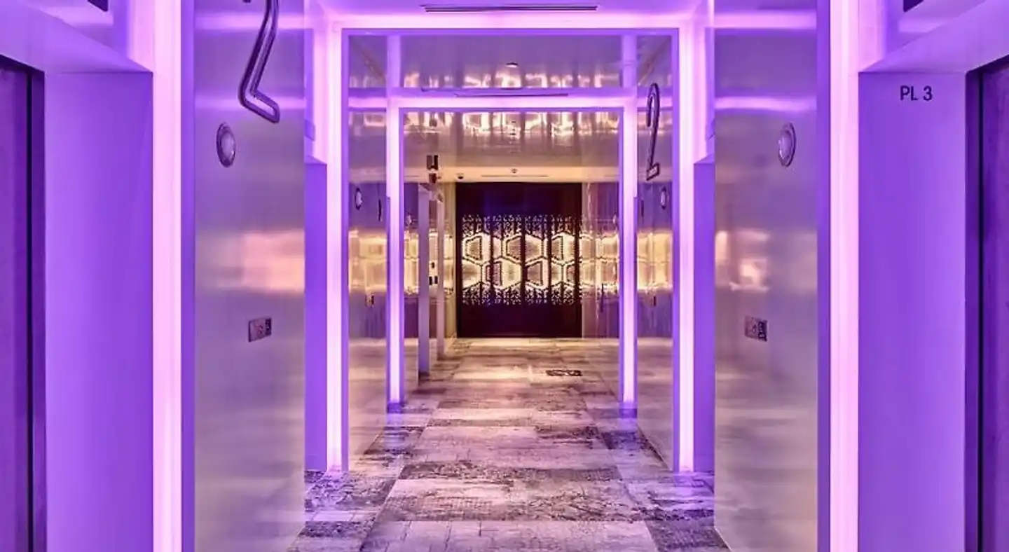 Yotel Singapore Bar