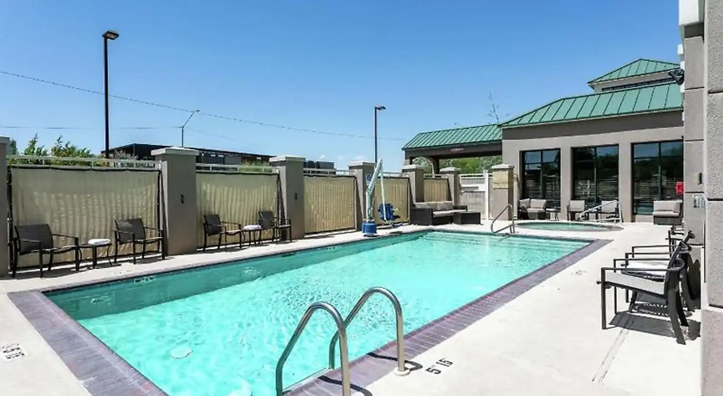 Hilton Garden Inn Phoenix Airport North Pool