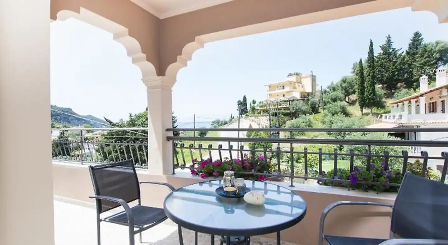 Kadith Apartments Terrasse