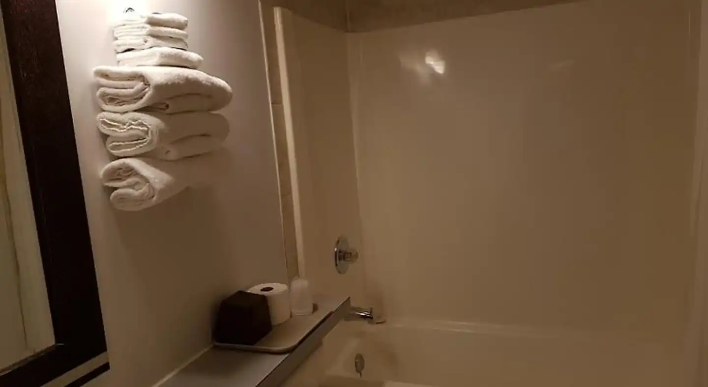 Prospector Inn Badezimmer