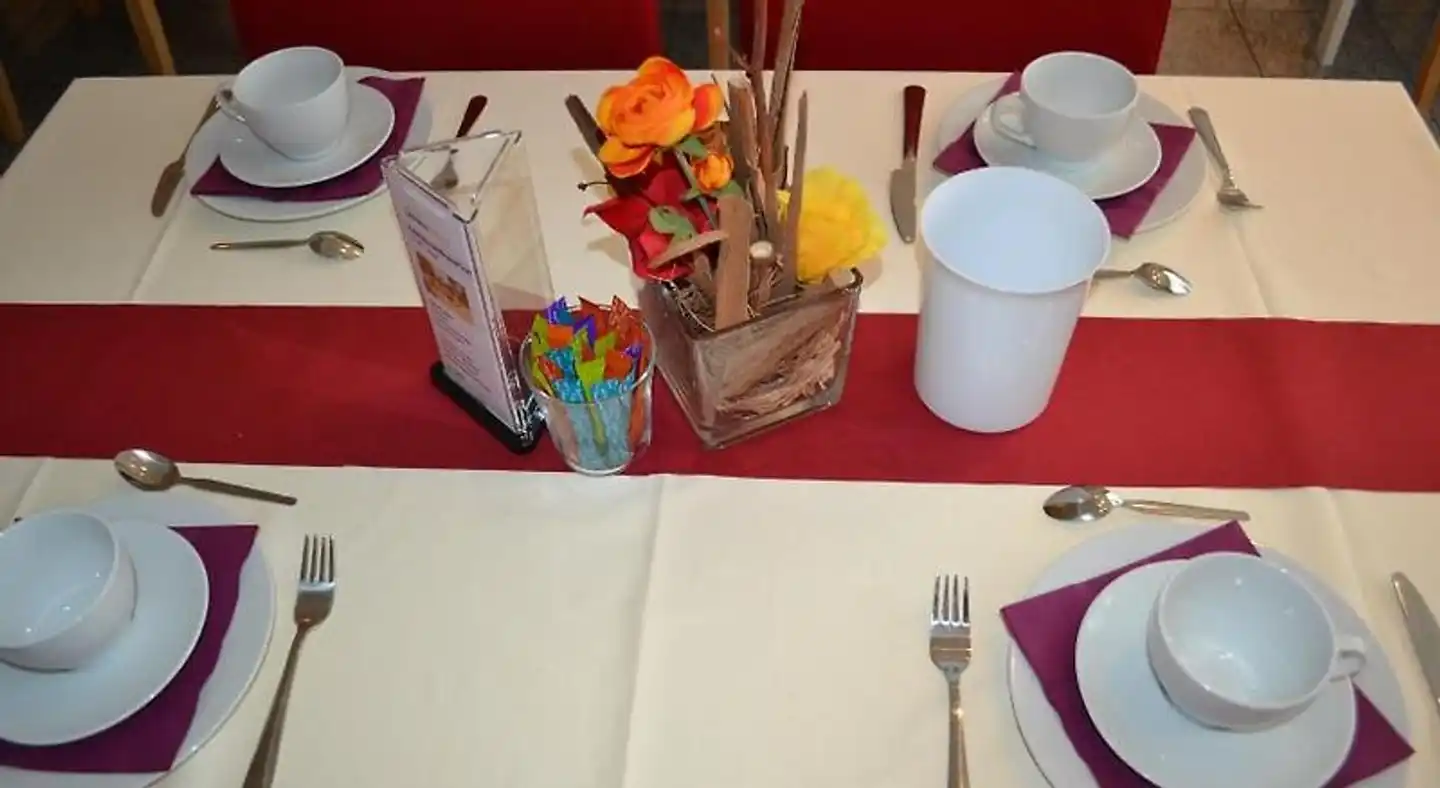 Lenas West Hotel Sport und Entertainment
