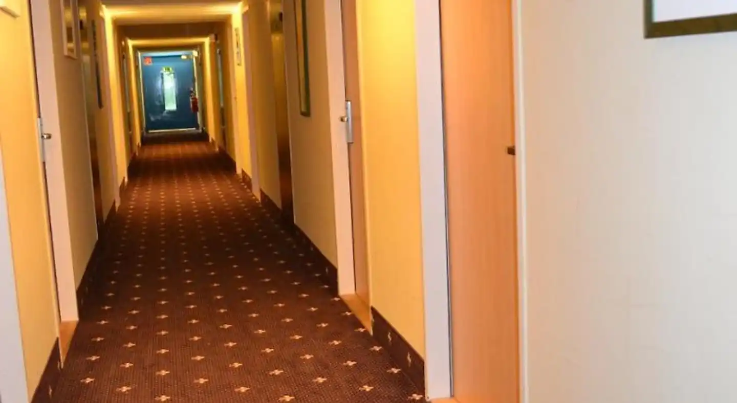 Lenas West Hotel Wohnbeispiel