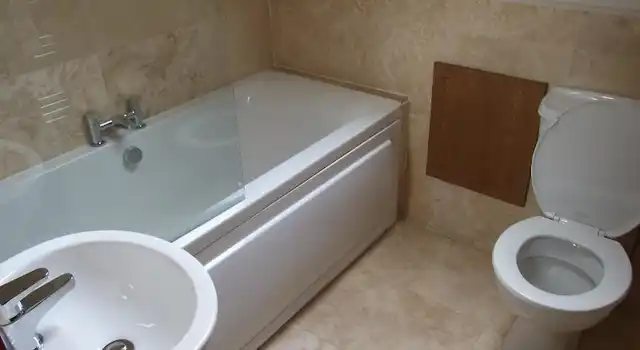 Cambridge House Badezimmer