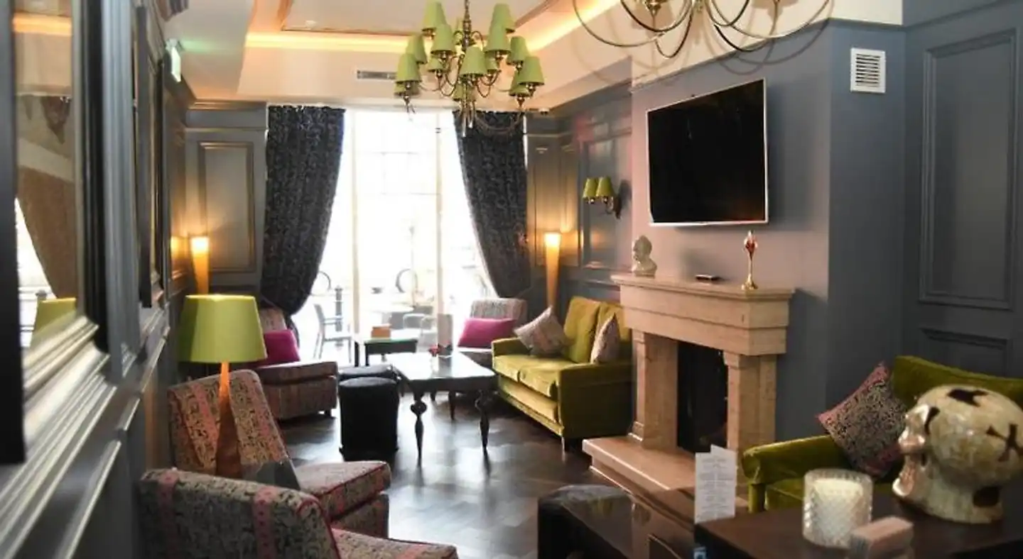 The Fairview Killarney Lobby