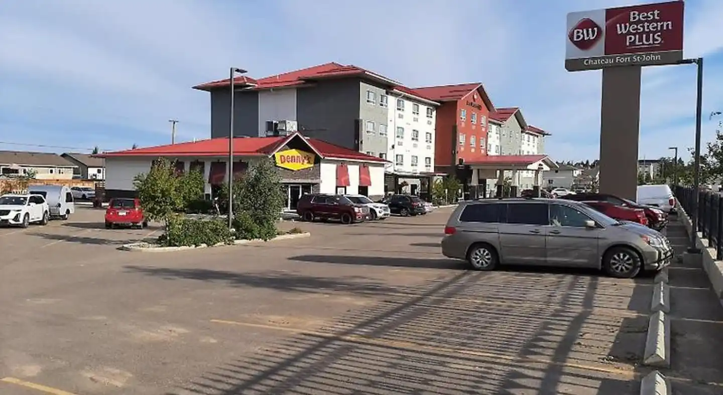 Best Western Plus Chateau Fort St. John Aussenansicht