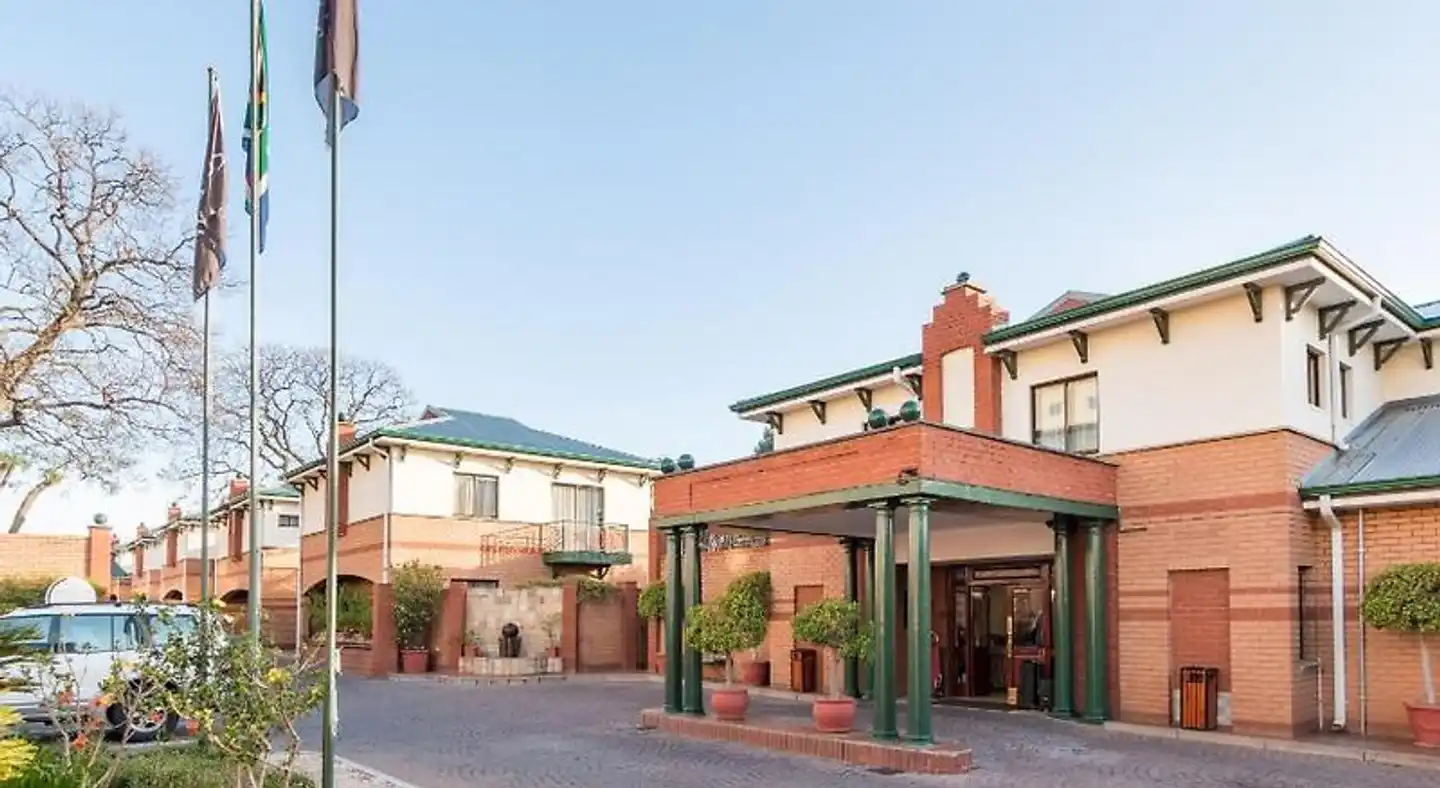 Courtyard Hotel Rosebank Aussenansicht
