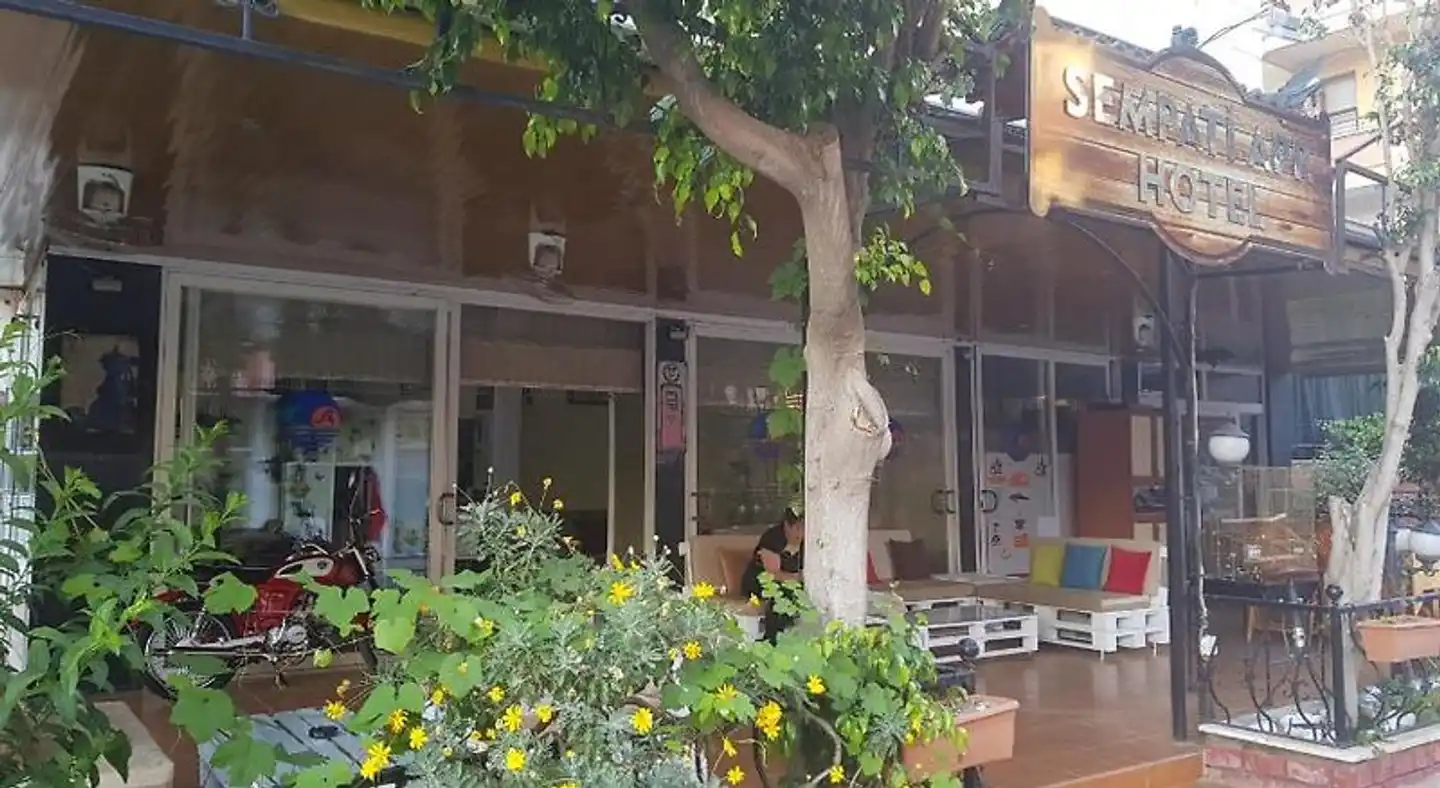 Sempati Apart Hotel Garten