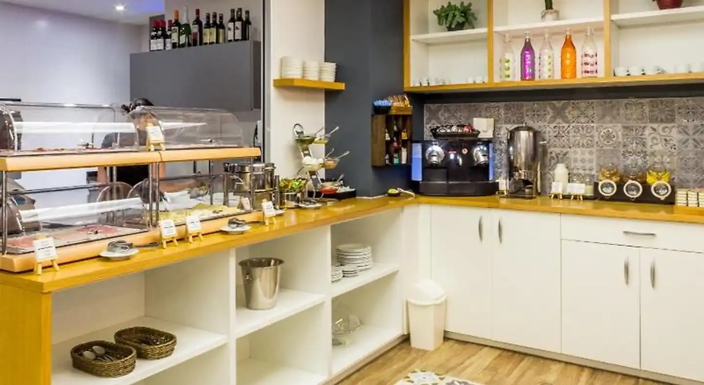 Apart-Suites Hostemplo Bar