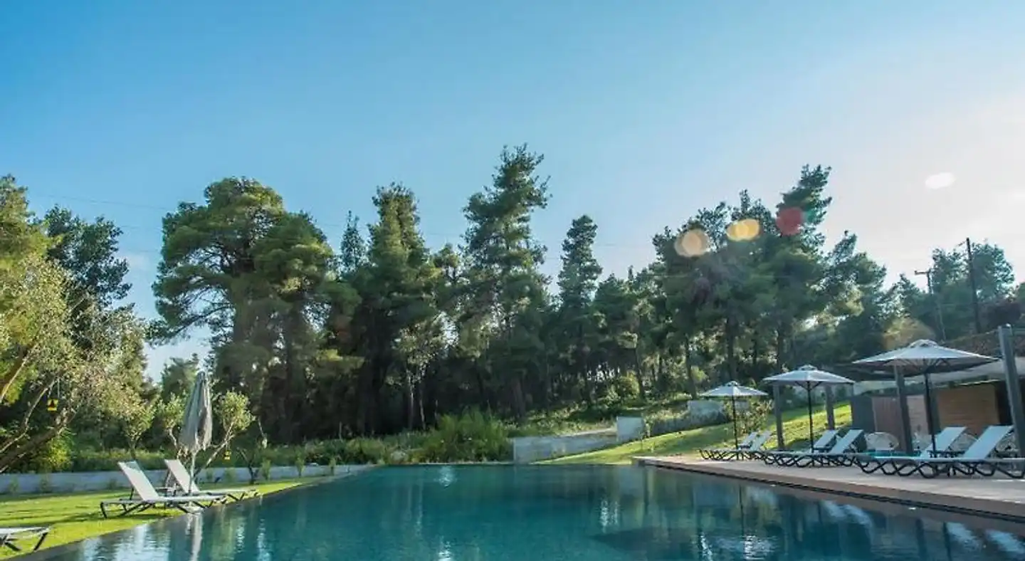 Sani Woods Apartments Pool