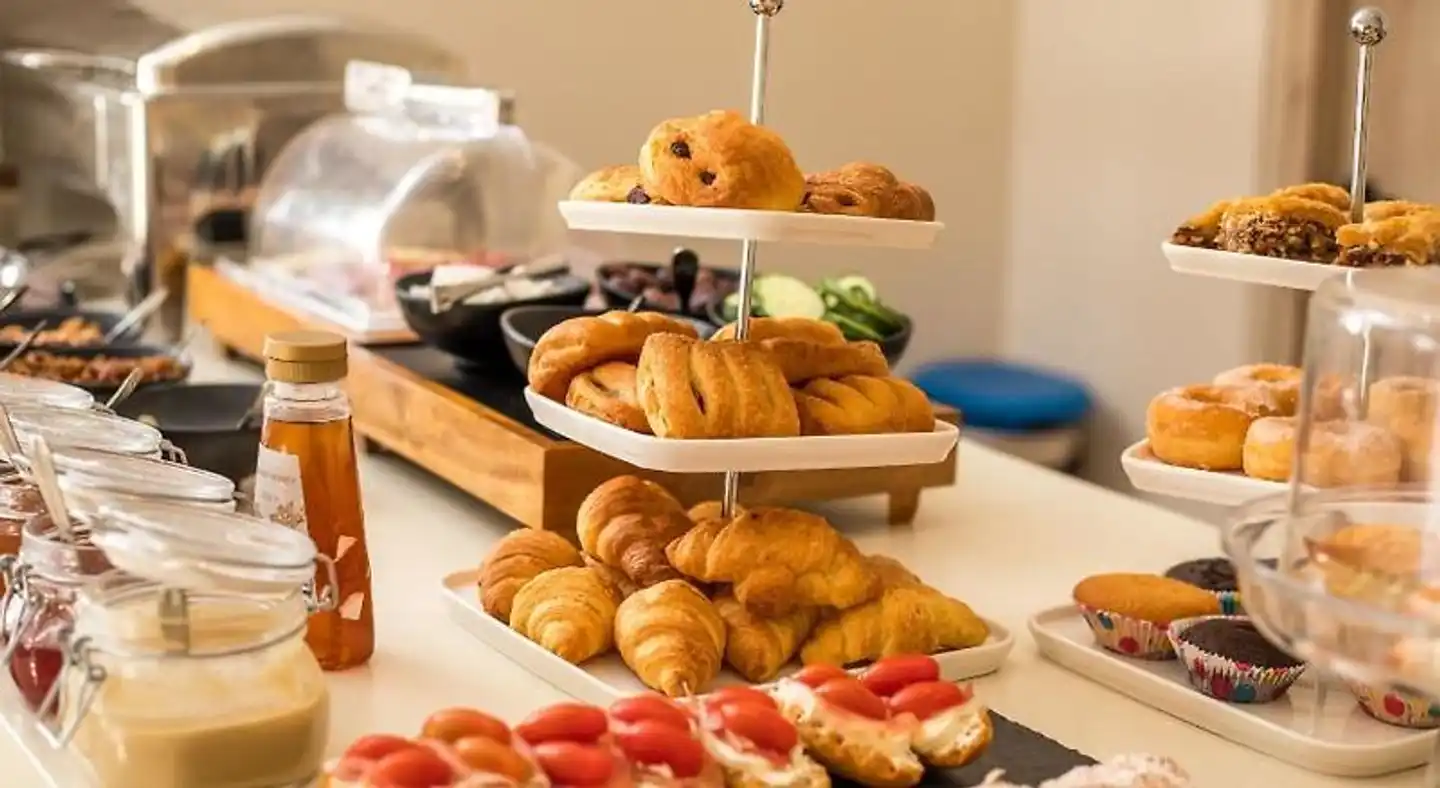 'tm' - Beach Rooms & Suites Restaurant