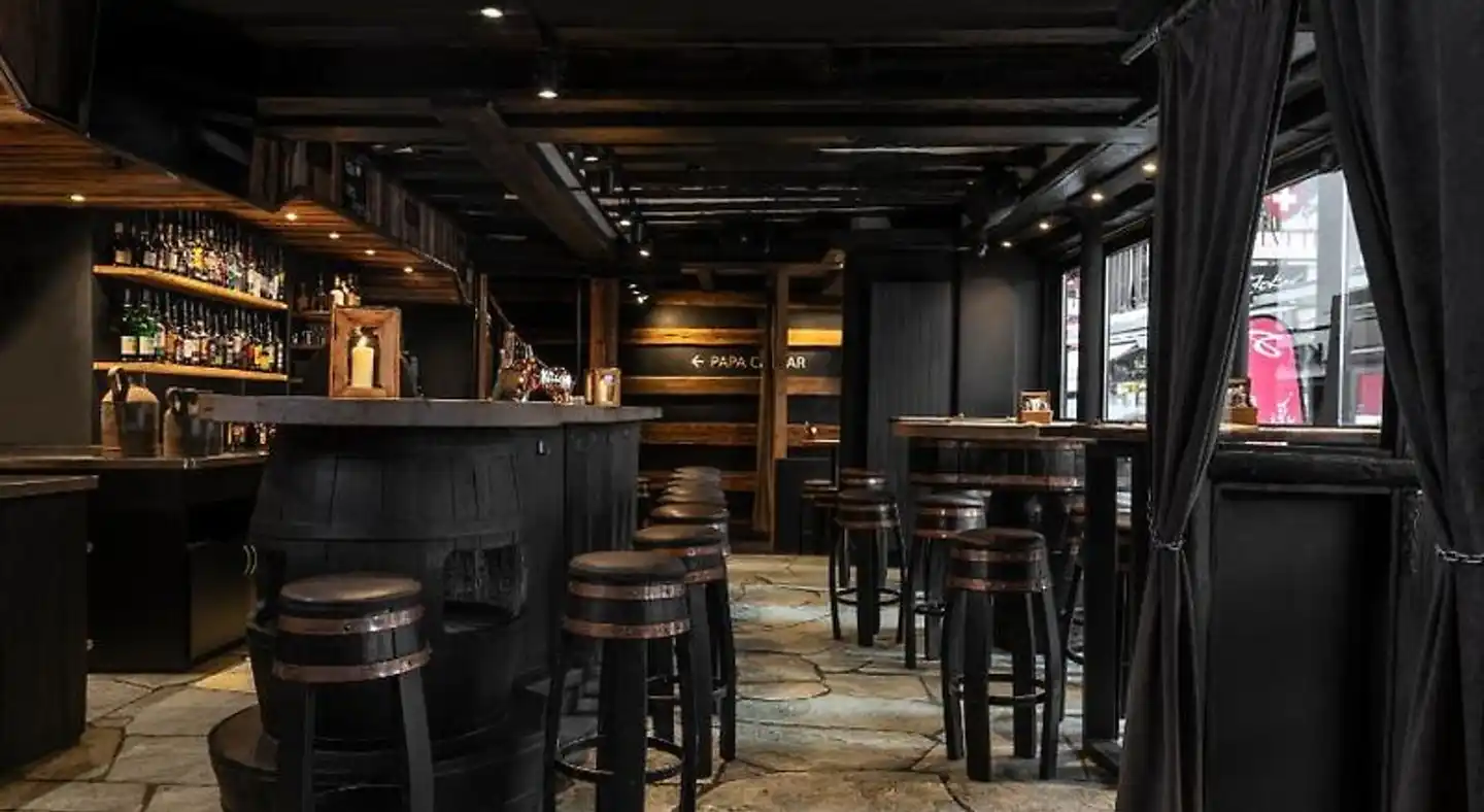 Post Bar