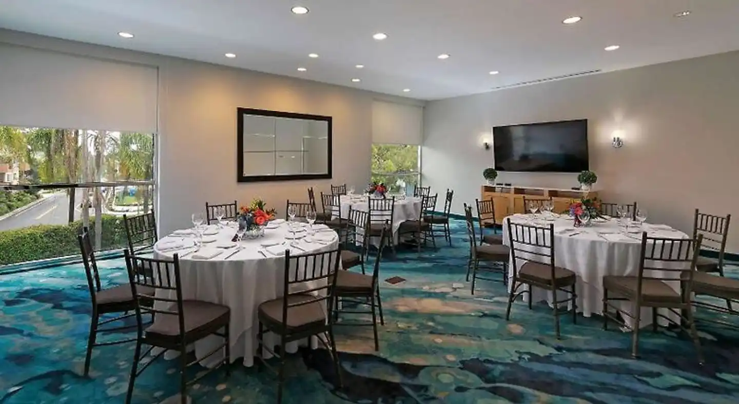 The Belamar Hotel Manhattan Beach, Tapestry Collection by Hilton Restaurant