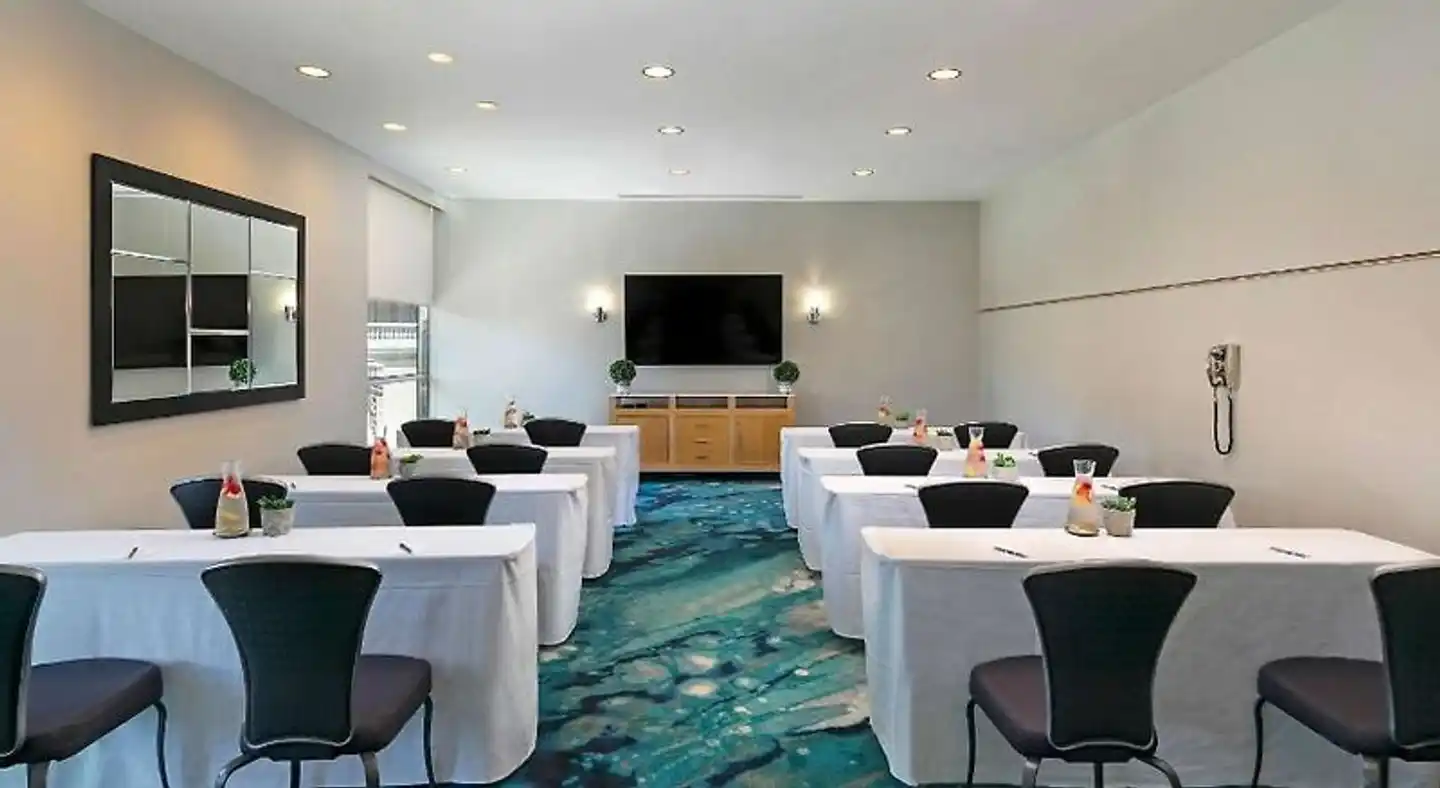 The Belamar Hotel Manhattan Beach, Tapestry Collection by Hilton Konferenz