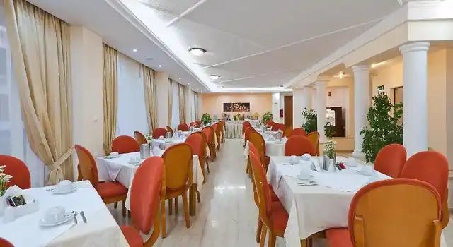 Nefeli Hotel Restaurant