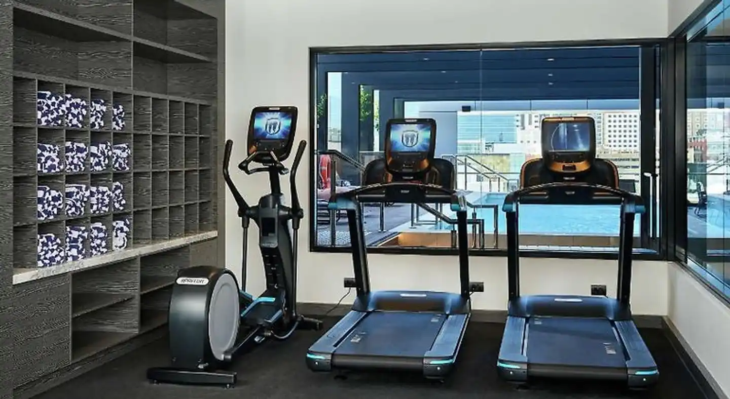 DoubleTree by Hilton Perth Northbridge Sport und Entertainment