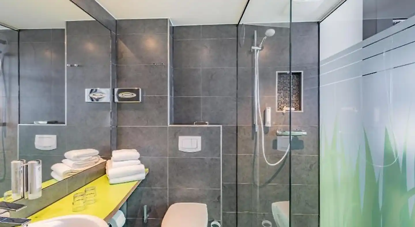 Select Hotel City Bremen Badezimmer