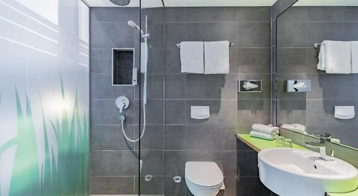 Select Hotel City Bremen Badezimmer