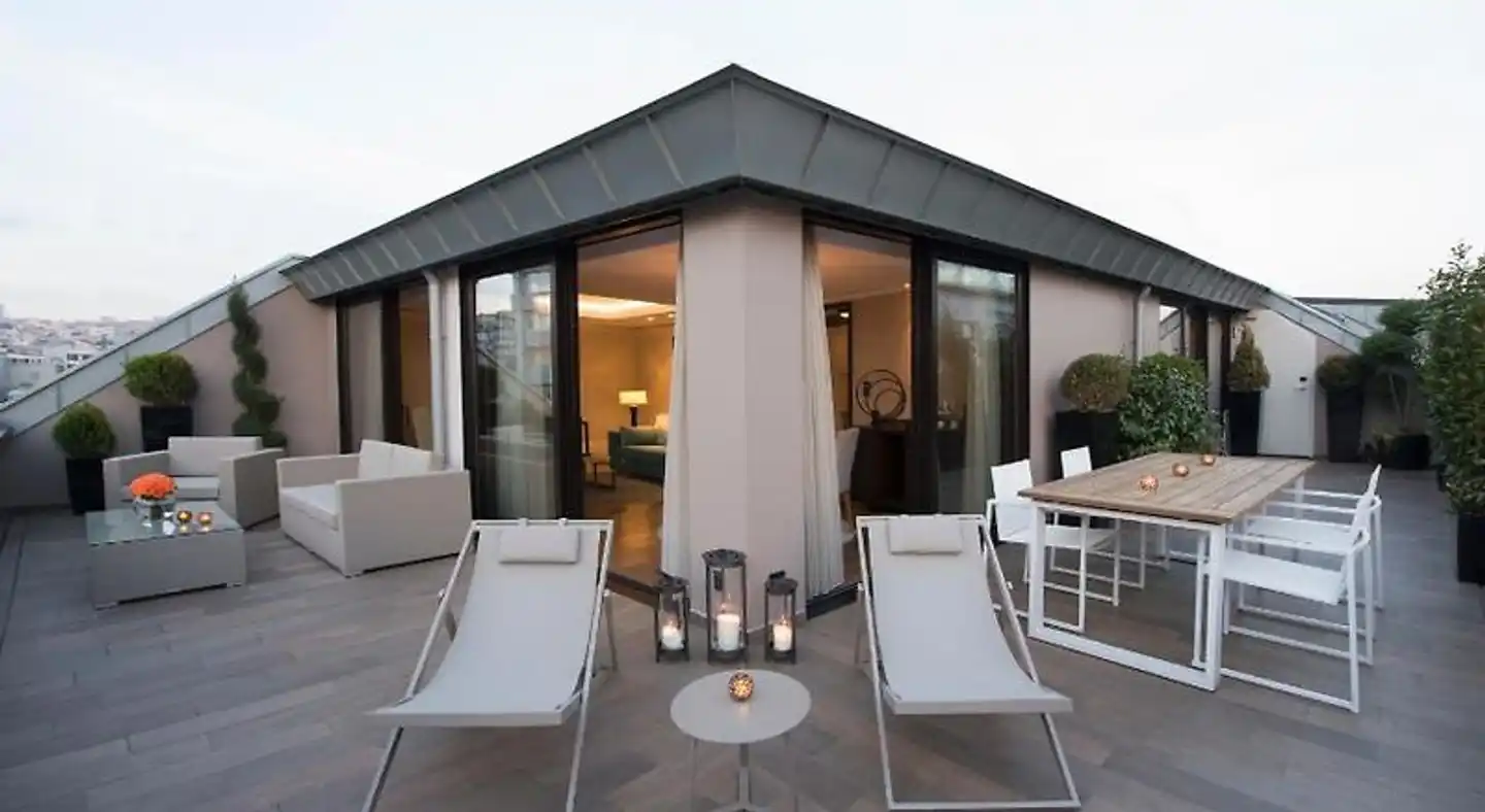 10 Karaköy Terrasse