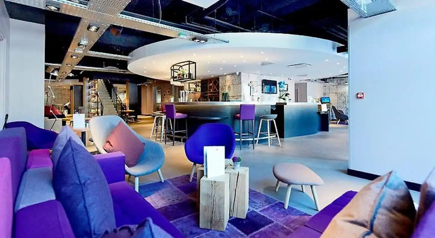 Campanile Lyon Centre - Gare Perrache - Confluence Bar