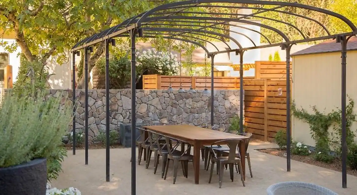 Farmhouse Inn Bar