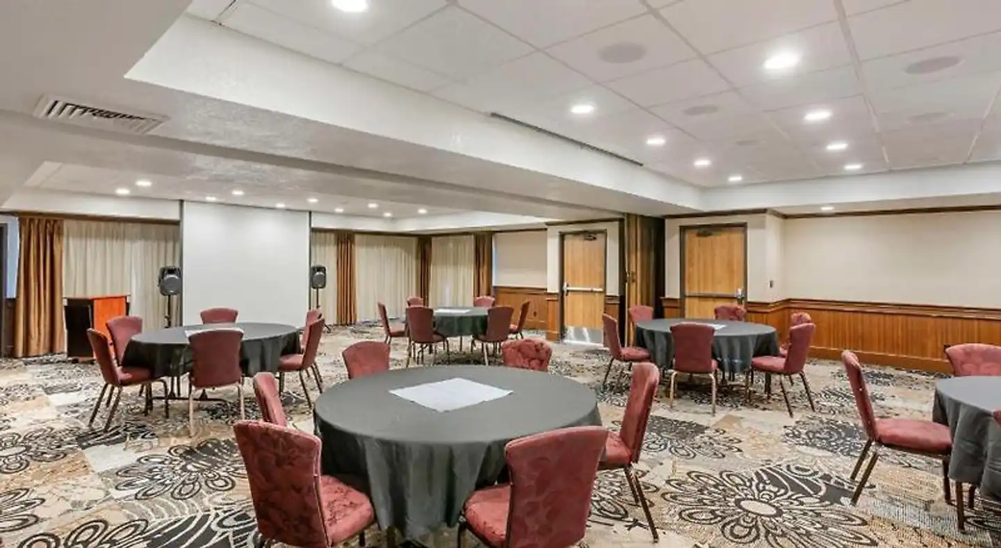 Best Western Plus Landmark Inn Konferenz