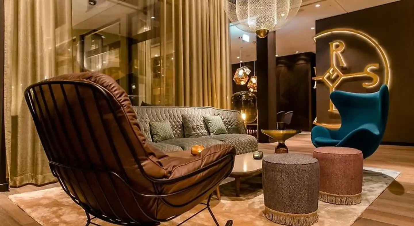 Motel One Aachen Lobby