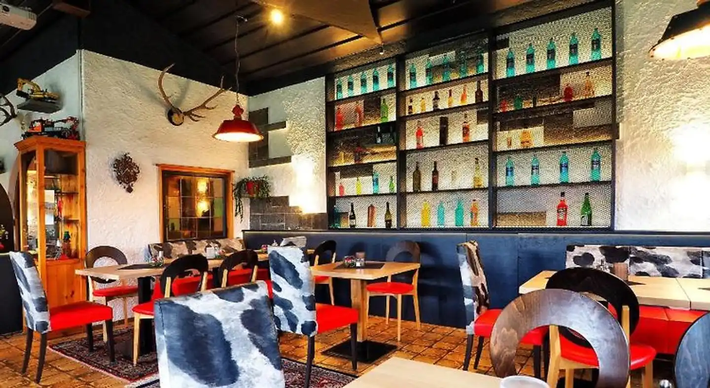 Kaserer Bar